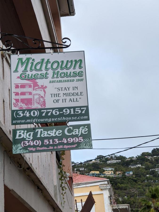 Midtown Guest House Шарлот Амали Екстериор снимка