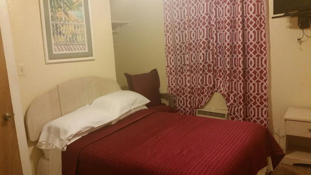 Midtown Guest House Шарлот Амали Стая снимка